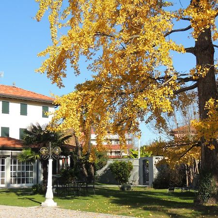 Ginkgo Guest House Ronchis Kültér fotó