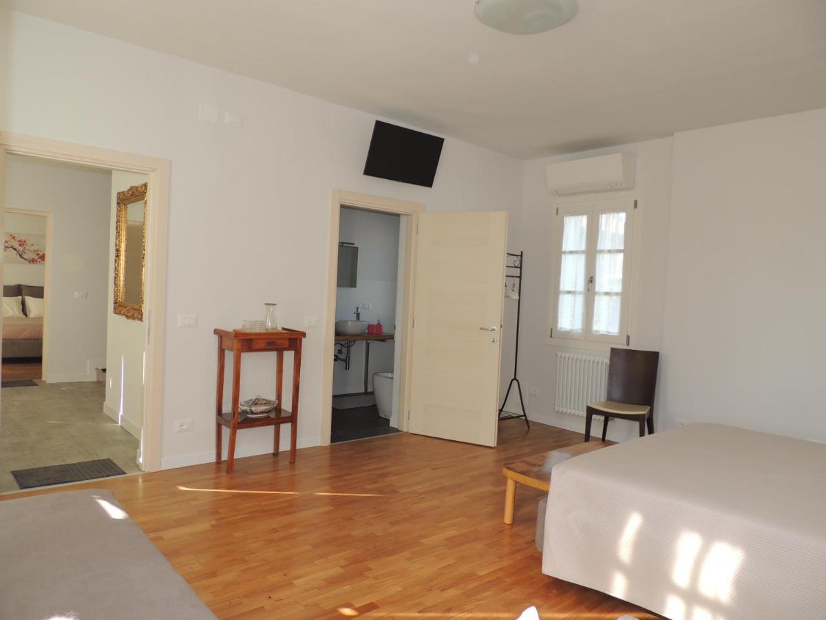 Ginkgo Guest House Ronchis Kültér fotó
