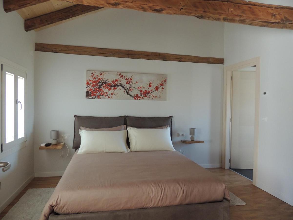 Ginkgo Guest House Ronchis Kültér fotó